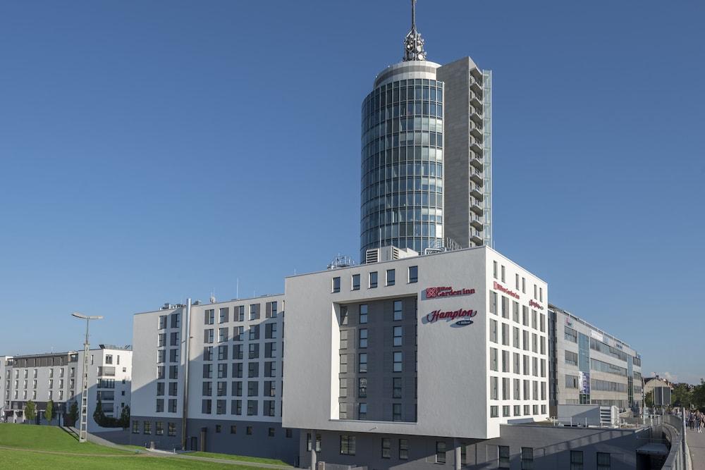 Hilton Garden Inn Munich City West Exterior photo