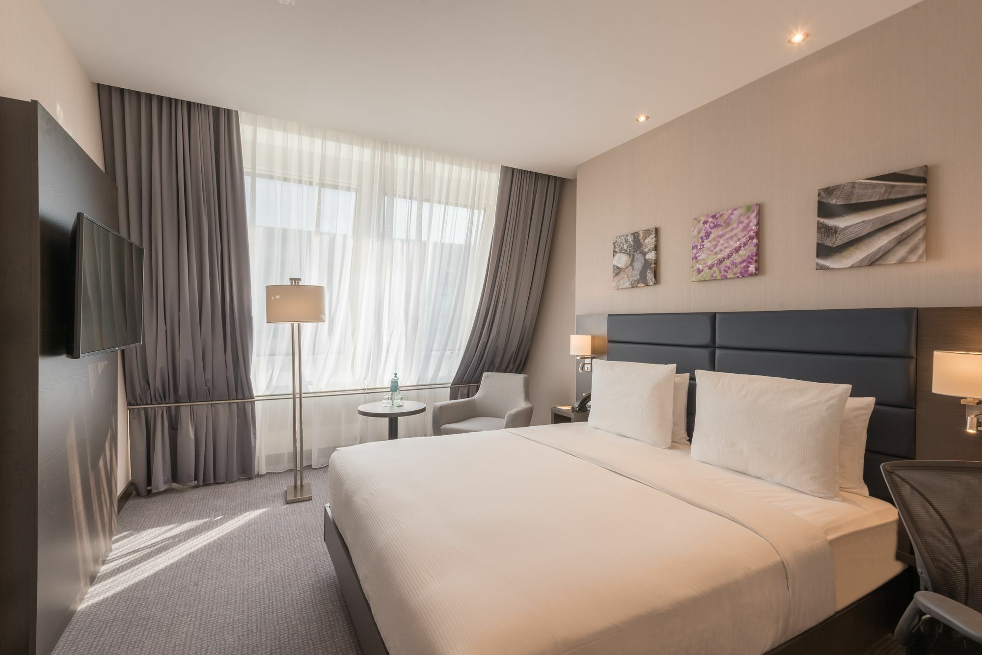 Hilton Garden Inn Munich City West Exterior photo